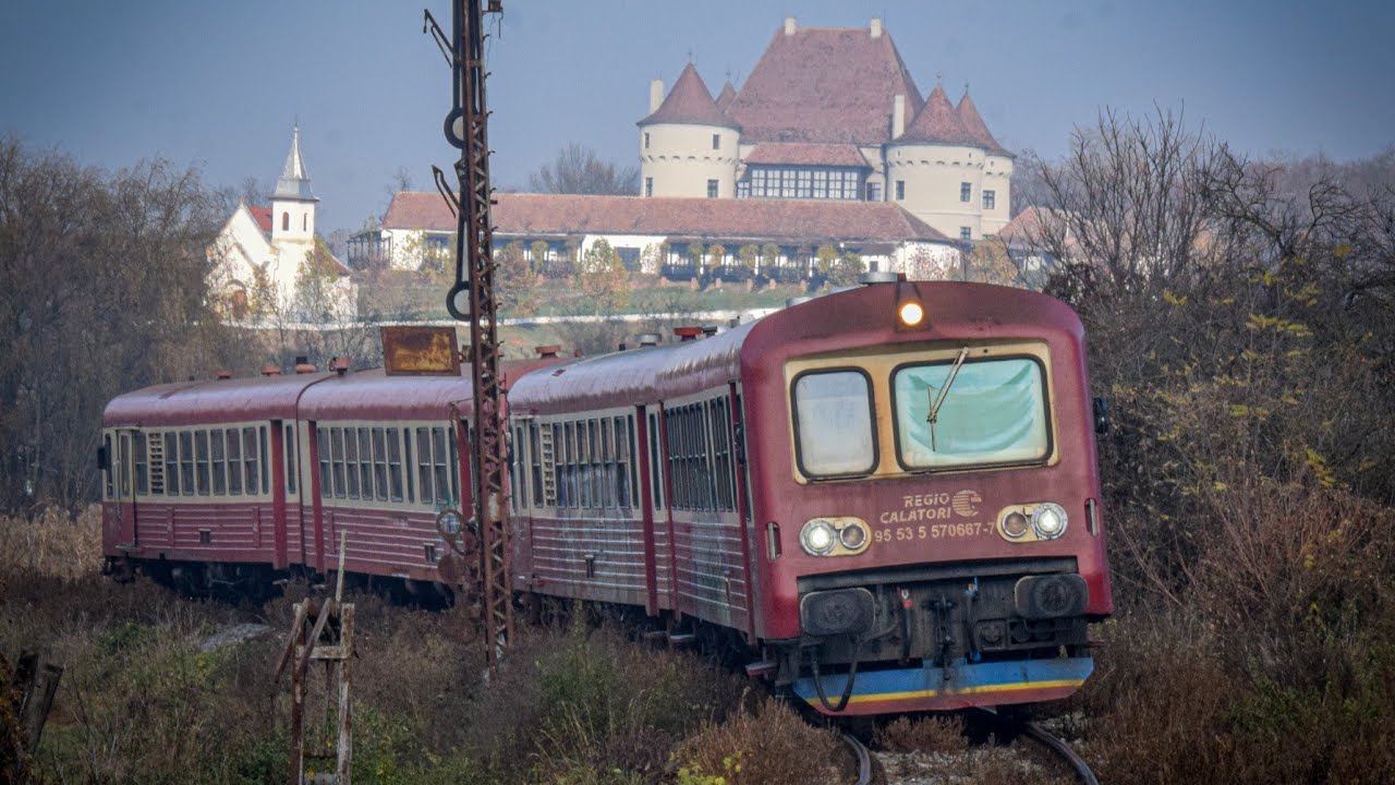 Trenuri în diferite locatii