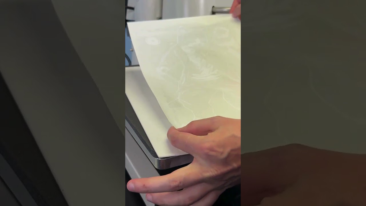 What are we printing today?👉 Leather👉 Denim👉 Dark garments 