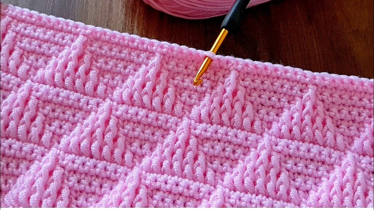 Wonderful Crochet Pattern for Blanket, Bag and Sweater! Very Easy