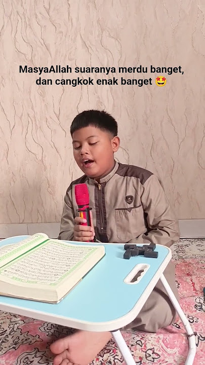 suara nya merdu banget, dan cengkok nya enak banget di dengar π€©π#tilawahanak #qoricilikviral