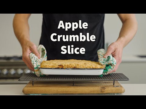 Easy Apple Crumble Slice Recipe  The Perfect Treat for Any Occasion!