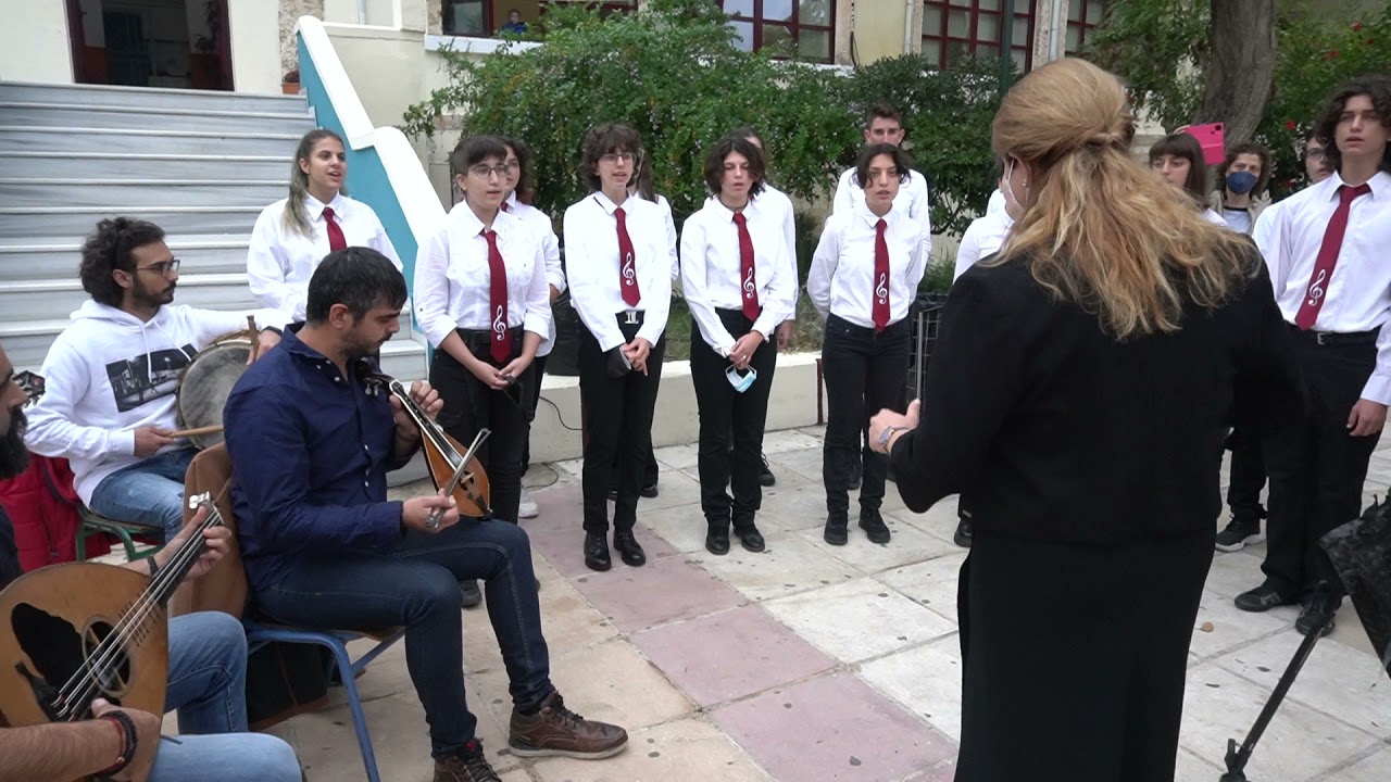 Ο ύμνος της Κρήτης από τους μαθητές του Μουσικού Σχολείου