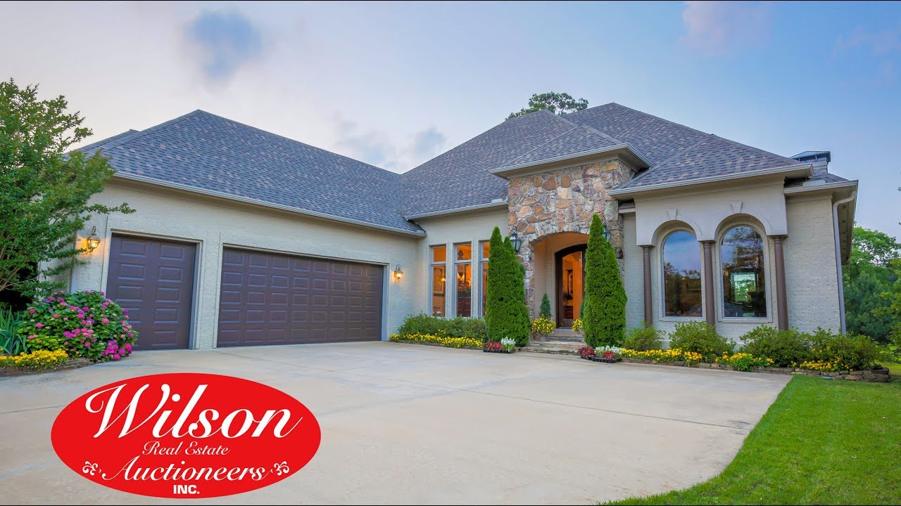 ATTENTION HOME BUYERS, GOLFERS & REAL ESTATE INVESTORS! LITTLE ROCK