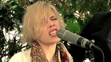 Chew Lips - Play Together (Green Man Festival | Sessions)