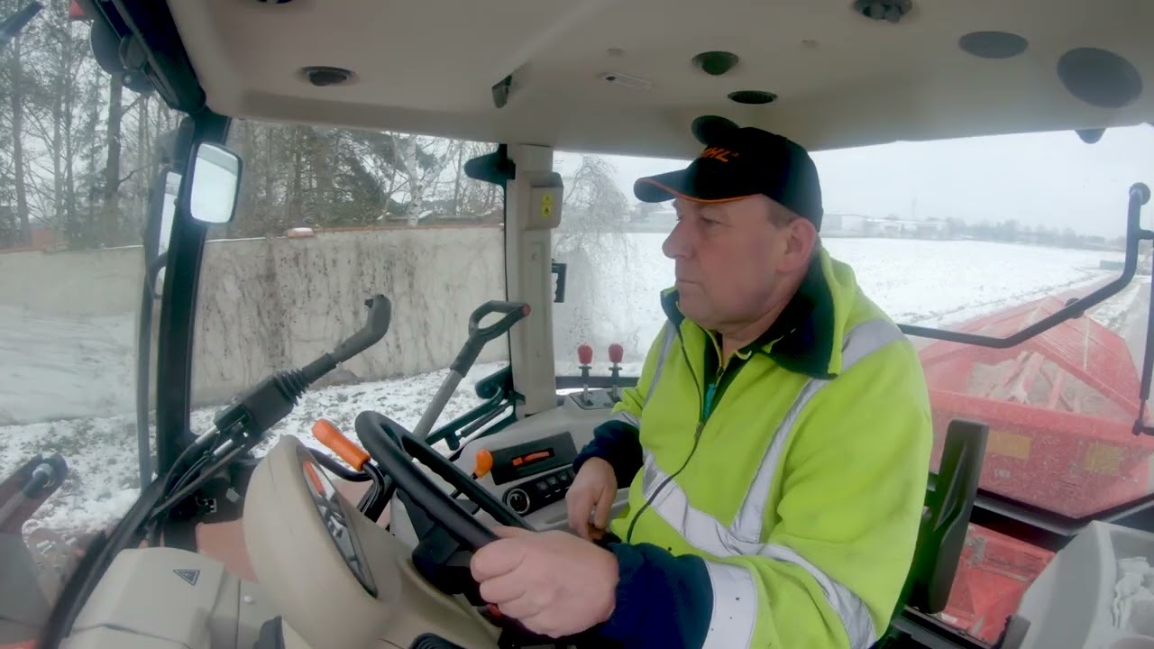 odśnieża chodniki i ulice Traktor 