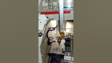 automatic CNC LATHE MACHINE with ROBOT