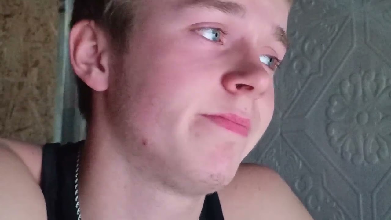 Тема про отношения.