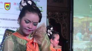 Tari Petik Teh Kabupaten Batang