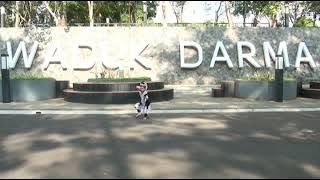 Tarian jaipongan manggung deui