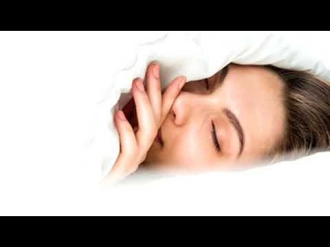 Vidéo: Quelle est la meilleure couverture sous laquelle dormir en été ?