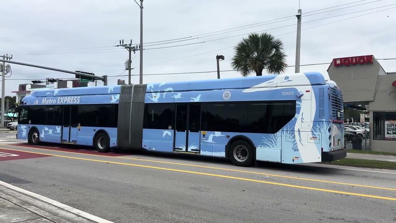 Crossing Gate For Buses | Southwest 160 Street Busway Crossing Gate | Miami-Dade Transit