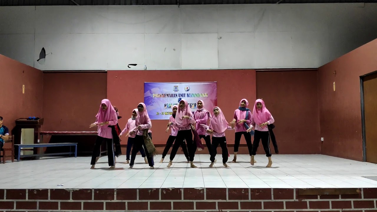 Persembahan Puteri Islam Malam Kebudayaan Perkhemahan Unit Beruniform Skid Youtube
