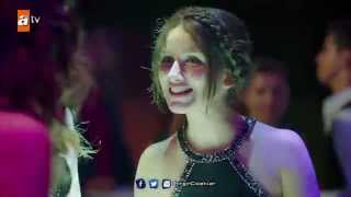 Kırgın Çiçekler 12 Bolum Kırk Yılda Bir Gibisin