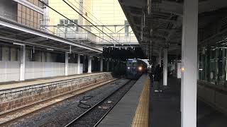 しなの鉄道115系S2編成発車　長野駅にて