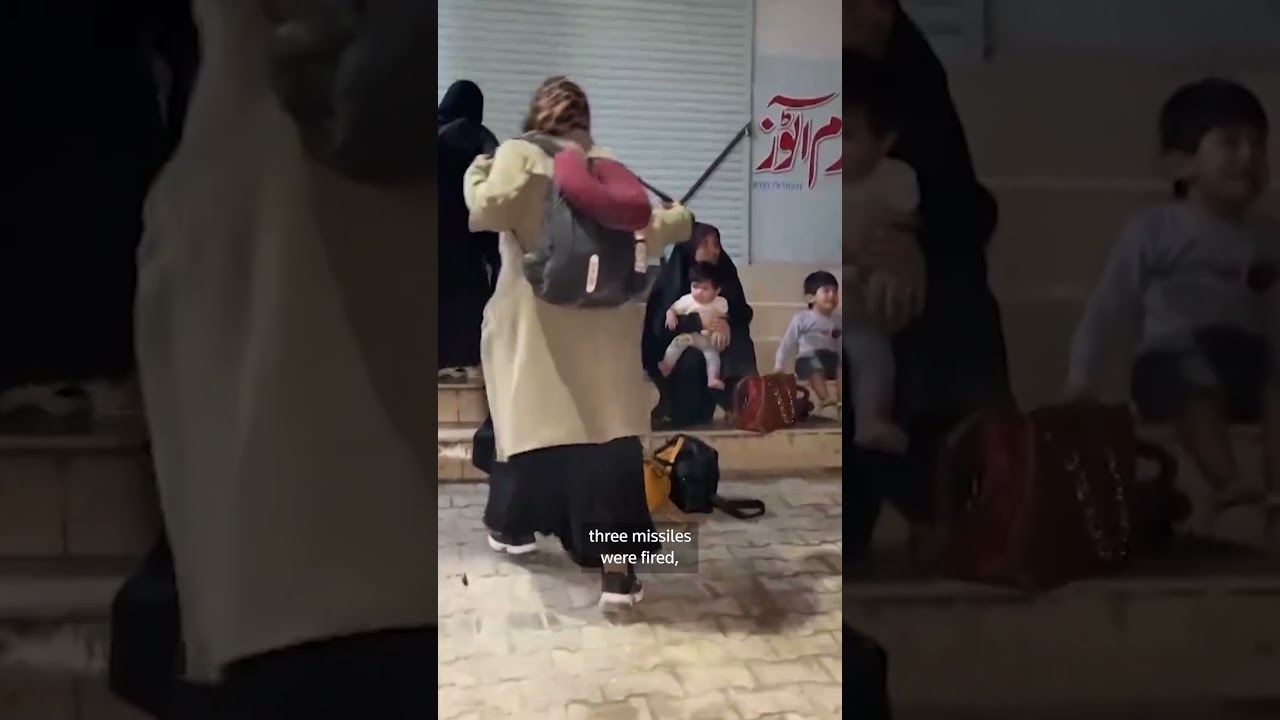 Pakistanis fleeing Iran arrive at bus station in Quetta