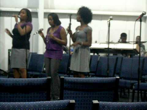 New Generation singing Magnify