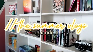 organizing my bookshelves // the summer vlogs
