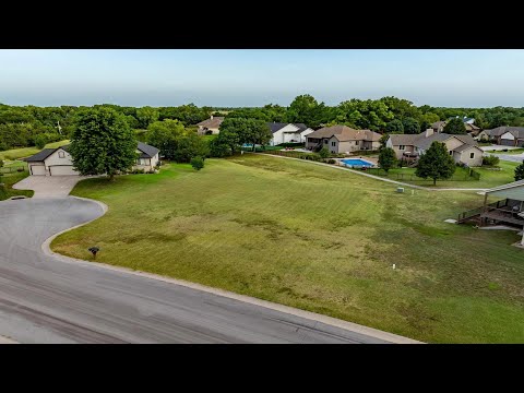 607 E Aspen Creek Ct, Andover, KS home video tour