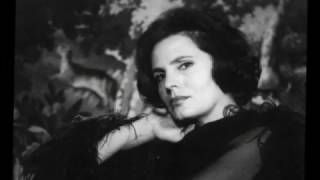 Video voorbeeld van "Amalia Rodrigues - "Solidao" -1955"
