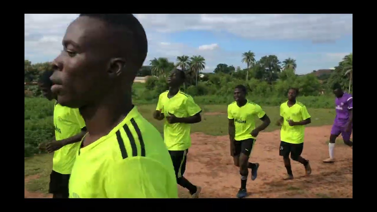 You’ve Never Seen Football Edited Like This 😳⚽-Cinematic Sports Video