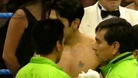 Marco Antonio Barrera vs Paul Lloyd