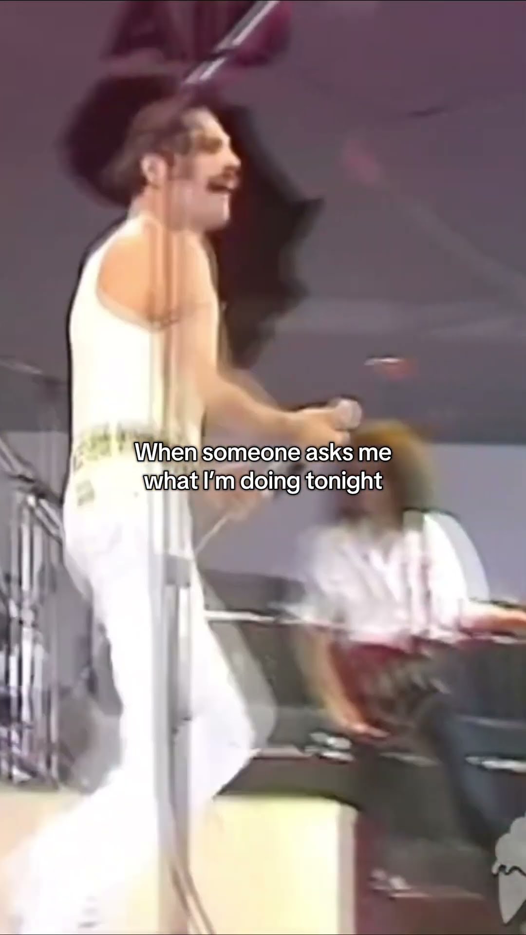 What are we doing tonight? Having a good time! #Queen #Shorts