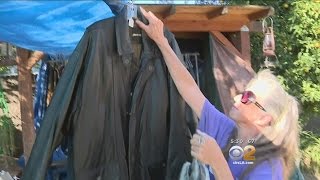 Coats With Notes Donation Trend To Help Homeless Catching On
