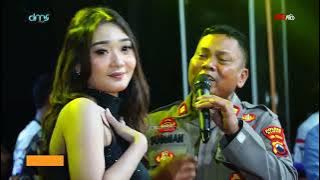 DUET ROMANTIS DIFARINA INDRA FT PAK POLISI // PANTUN CINTA // CAKRAWALA JANDUT // DMS AUDIO