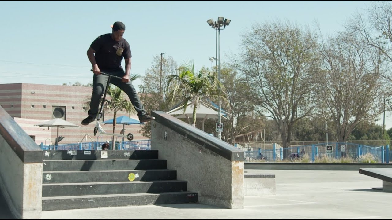 How-To Tailwhip with Andre Jackson - YouTube