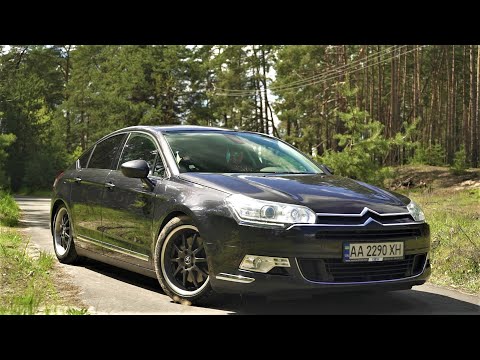 Citroën C5. Это очень достойная альтернатива Пассату и Камри.