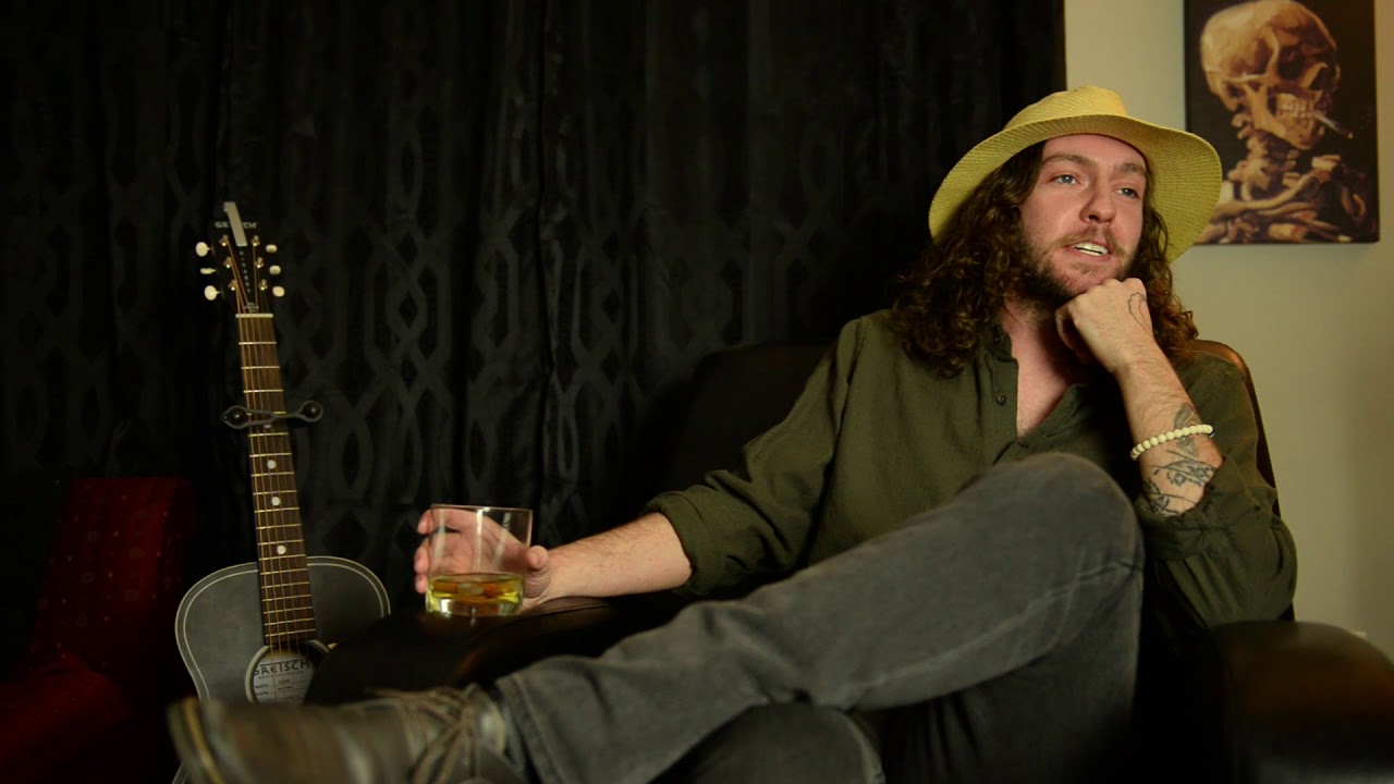 Interview and Live performance with Walt Liquor