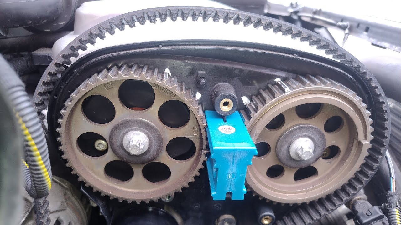 Comment changer Courroie de distribution Opel Astra G  Z16XE