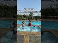 Anak main air di kolam renang 😂😂