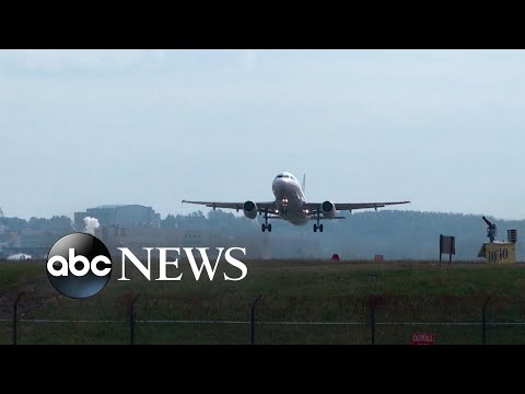 FAA calls for worldwide ban of laptops and small electronics in checked luggage