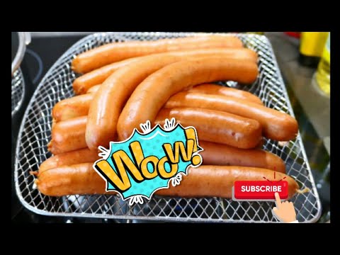 Heiko Brath zeigt mit Jakob Heimeshoff, wie man selber Wurst herstellen kann und worauf es beim selb. 