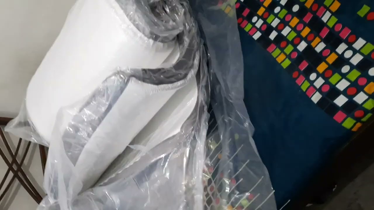 Wakefit Orthopaedic Memory Foam Mattress 6 inch Queen Size Unboxing