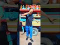 بتمشي على الكورنيش الباشا مفتش نيش الحمد لله مشفنيش 