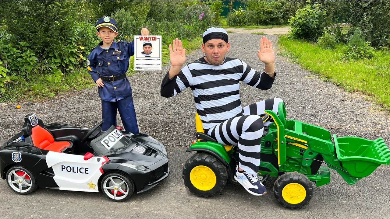 ماكس على سيارة شرطة يمسك اللص الذي سرق جرار للأطفال