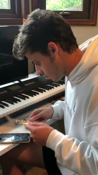 Making A Beat With An iPhone using Bandlab! 🔥