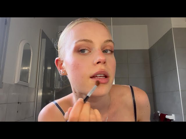 ASMR - GRWM in French ( hair, makeup, outfit )