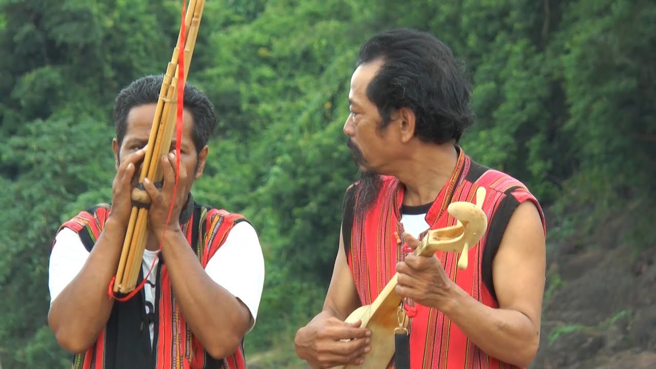 Trang địa phương: Báu vật sống Pa Kô