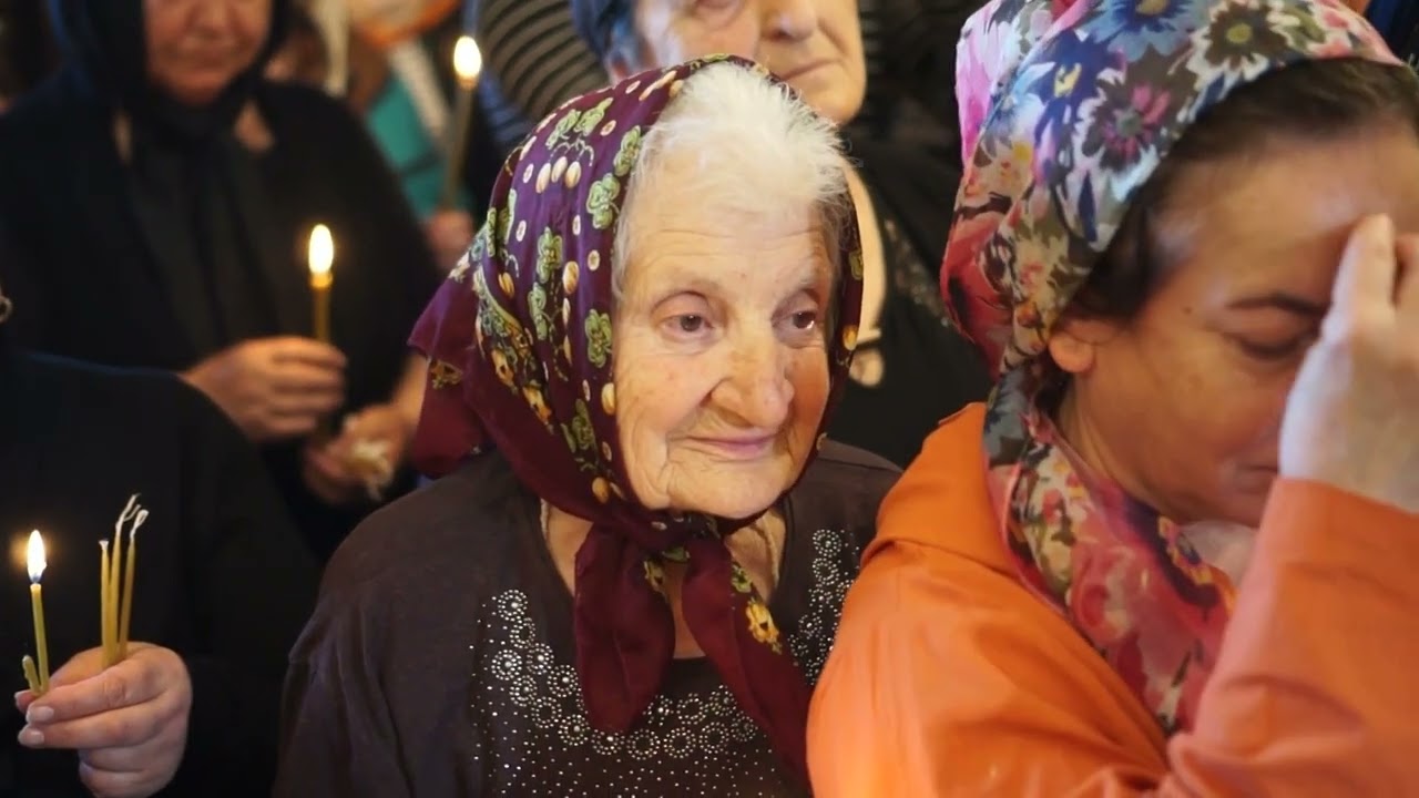 რუსთავის დავით აღმაშენებლის ტაძარის კურთხევა და  მამა მიქაელ ნურაშვილის მღვდლად ხელდასხმა -  25 წთ.