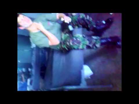 army-cadet-prank-/-sleeping-on-the-bus-/-the-lighterthief