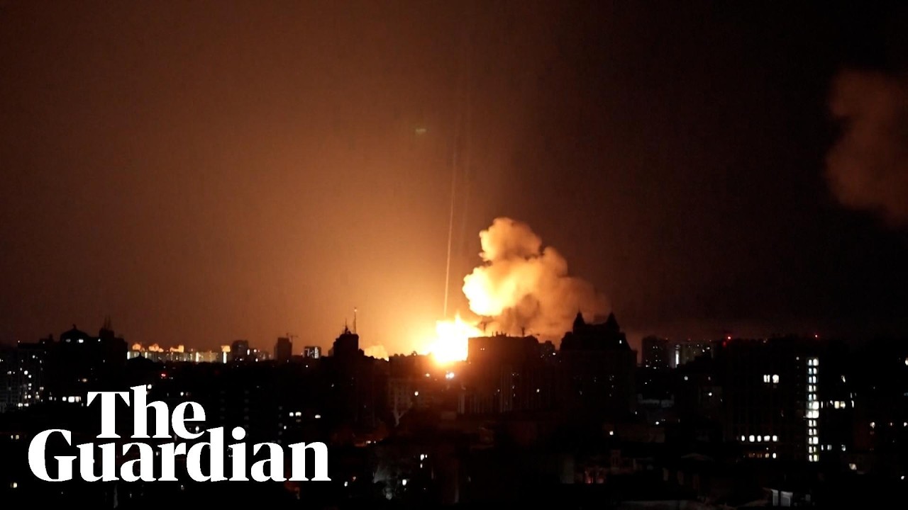 Barrage of Russian strikes devastates Kyiv