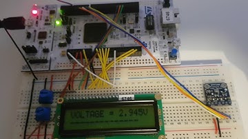Video showing square wave select on lcd and square wave output from DAC