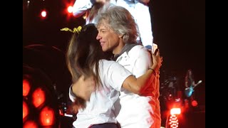 Video thumbnail of "Bon Jovi - Bed of Roses (Curitiba 2019)"