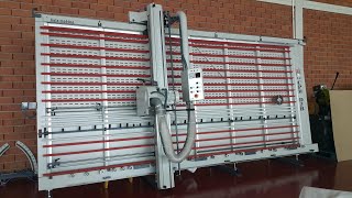 Kompozi̇t Kesi̇m Ebatlama Bala Maki̇neleri̇