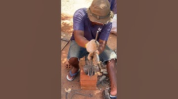 Concrete Column Construction Process | Traditional Timber Formwork | Reinforcement