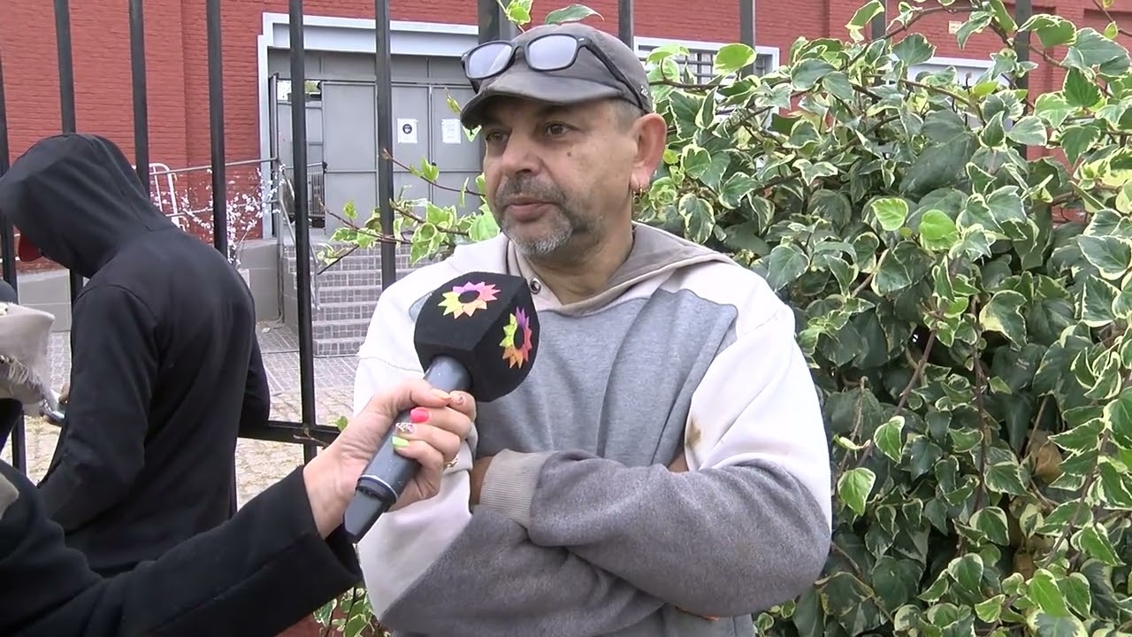 ¿De qué se trata?: largas filas en Avenida Cerri por el escaneo de ojos