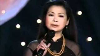 Video thumbnail of "em den tham anh dem 30- Khanh Ly"